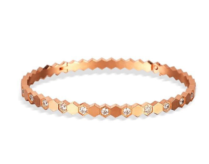 14K Gold Women's Bracelet with Diamond Design (Single)